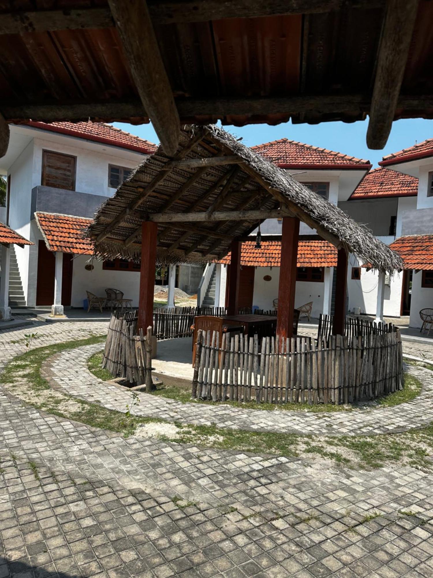 Delft Samudra Hotel Джафна Екстер'єр фото